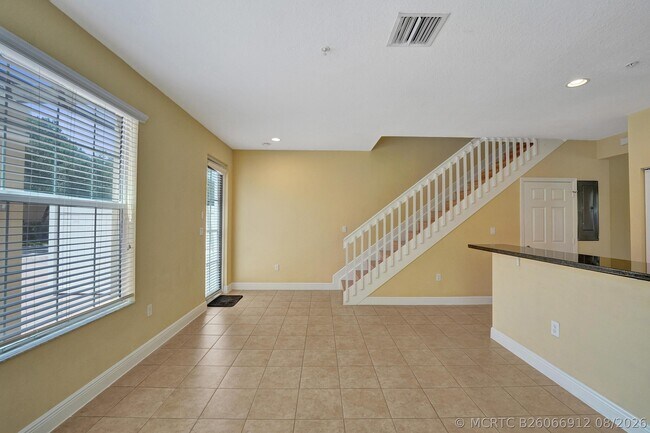 Building Photo - 1326 SW 147th Ter