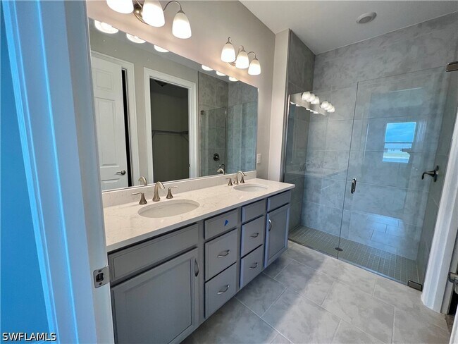 Building Photo - 842 Enbrook Lp