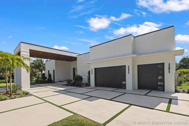 Building Photo - 6676 NW 66th Way