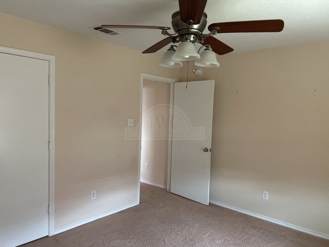 Building Photo - **First Month Free**3709 Frigate, Killeen