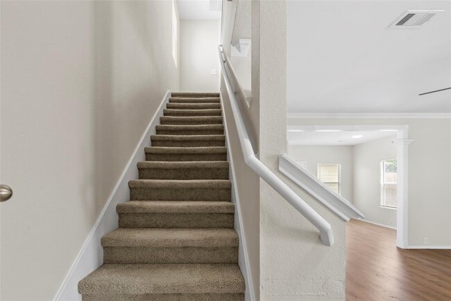 Building Photo - 6206 Scotchwood Dr