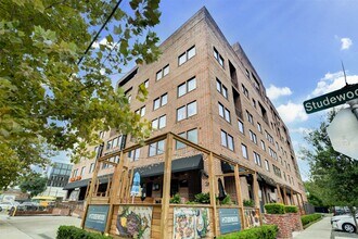 Building Photo - 1111 Studewood St