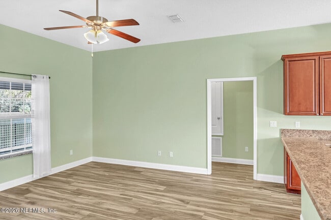 Building Photo - 7592 Vandalay Dr