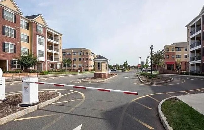 Building Photo - 72 Andrews Way