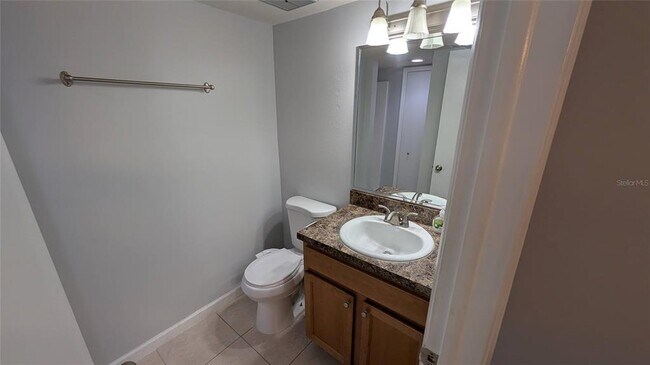 Building Photo - 2882 Plaza Terrace Dr