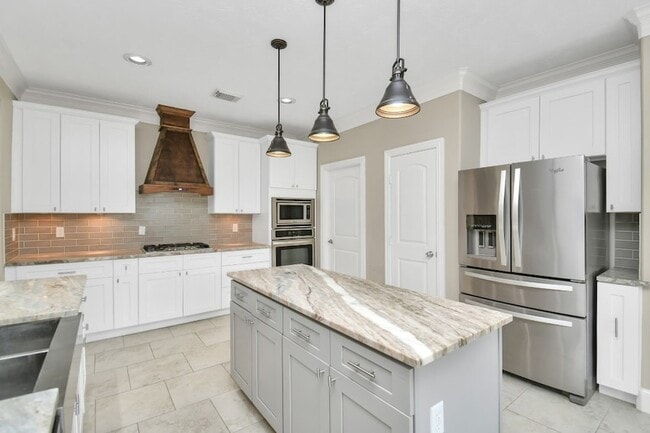 Building Photo - 14415 Mindy Park Ln