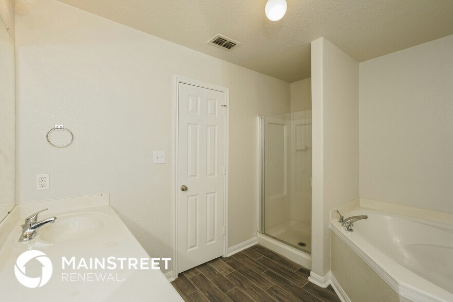 Building Photo - 11439 Coral Canyon