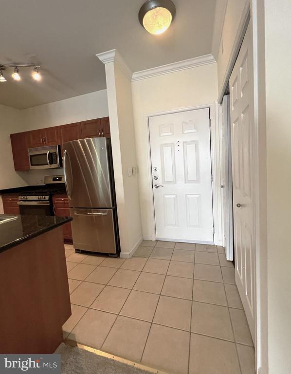 Building Photo - 12953 Centre Park Cir