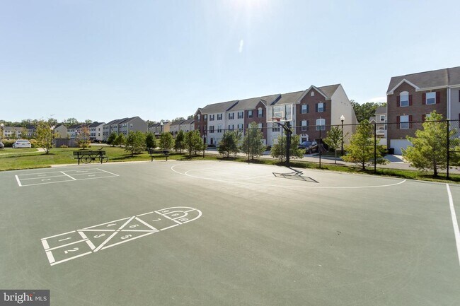 Building Photo - 7672 Timbercross Ln