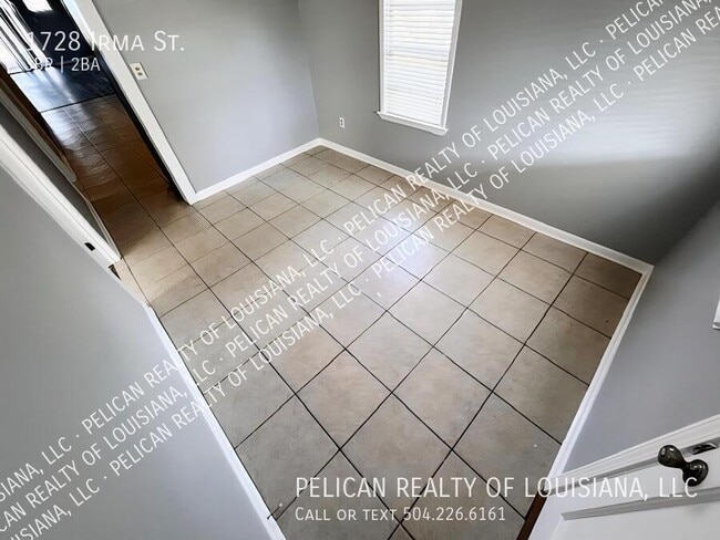 Building Photo - 1728 Irma St