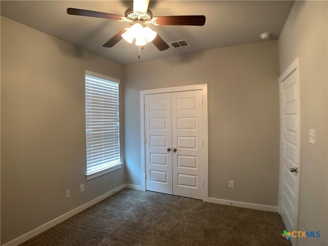 Building Photo - 354 Creekside Curve