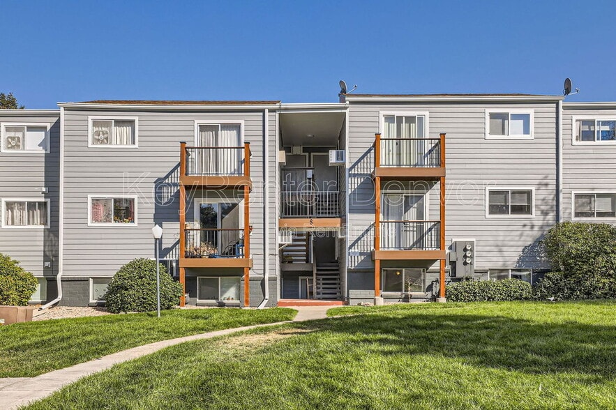 Building Photo - 16359 W 10th Ave