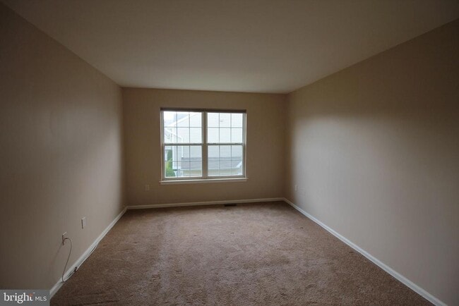 Building Photo - 2507 Saxony Dr