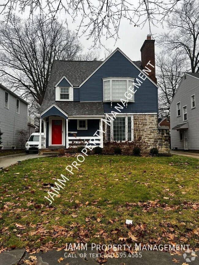 Building Photo - Charming and Spacious Apartment in Shaker ...