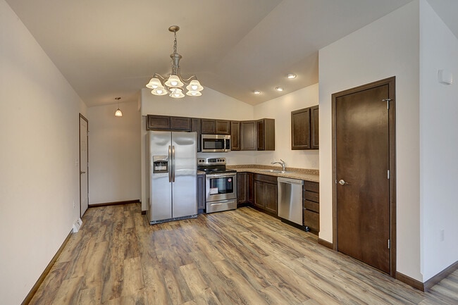 Building Photo - 4920 Annabelle Ct