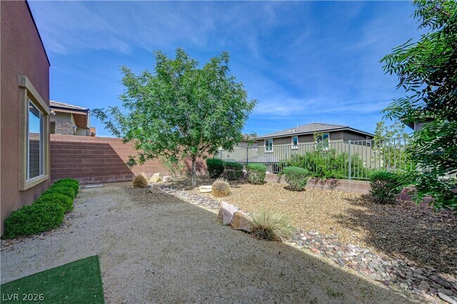 Building Photo - 6020 Langreo Ln