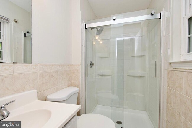 Building Photo - 10217 McKean Ct