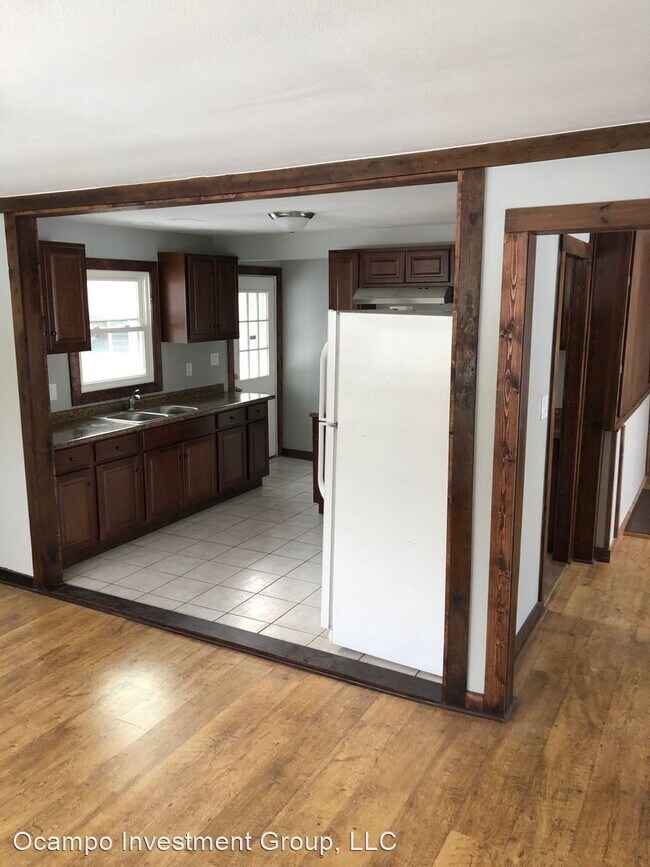 3 br, 2 bath House 367 Indianwood Blvd 367 Indianwood Blvd Park