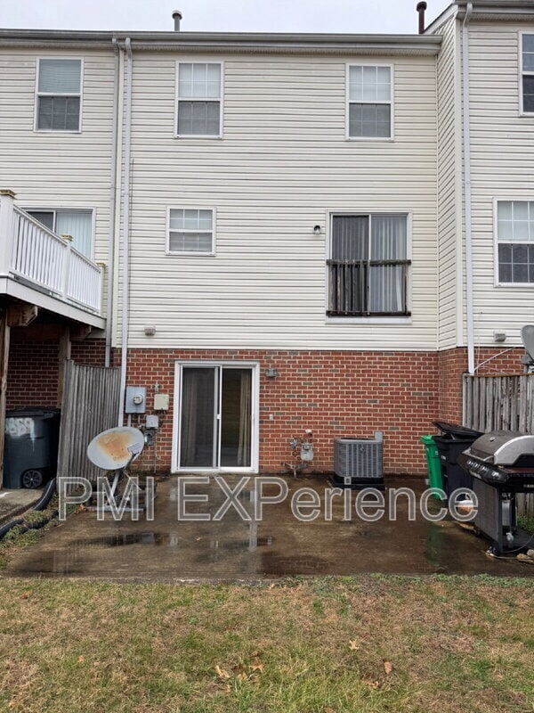 Building Photo - 5861 E Boniwood Turn