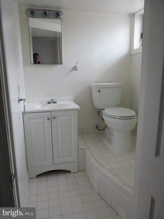 Building Photo - 5945 Franconia Rd