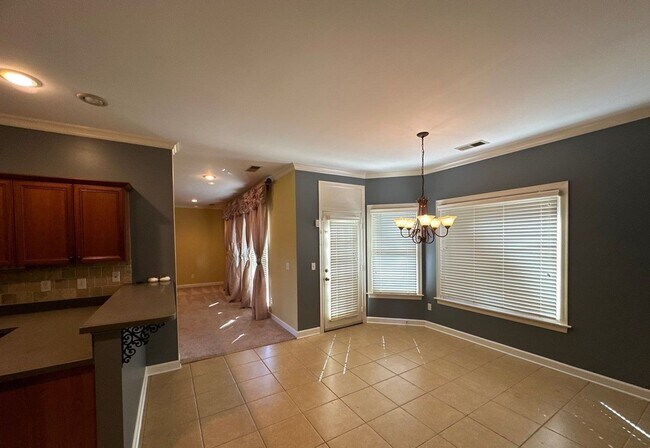 Building Photo - 10135 Ridgewood Oak Dr