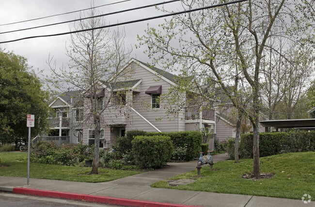 Building Photo - La Pradera Apartments