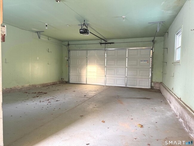 Building Photo - 275 Dayton Rd