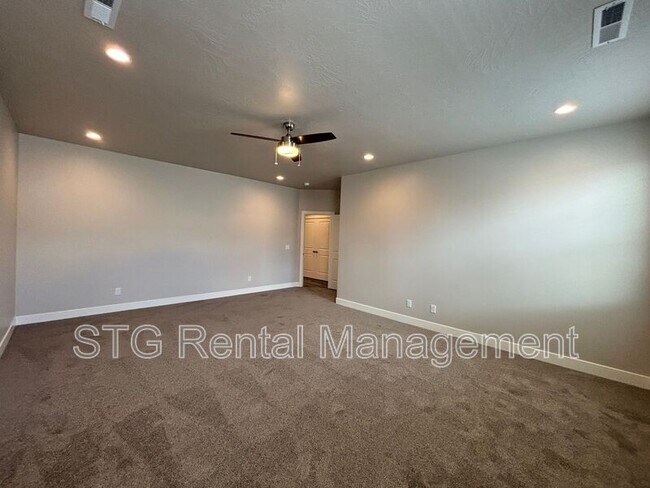 Building Photo - 929 S 4380 W