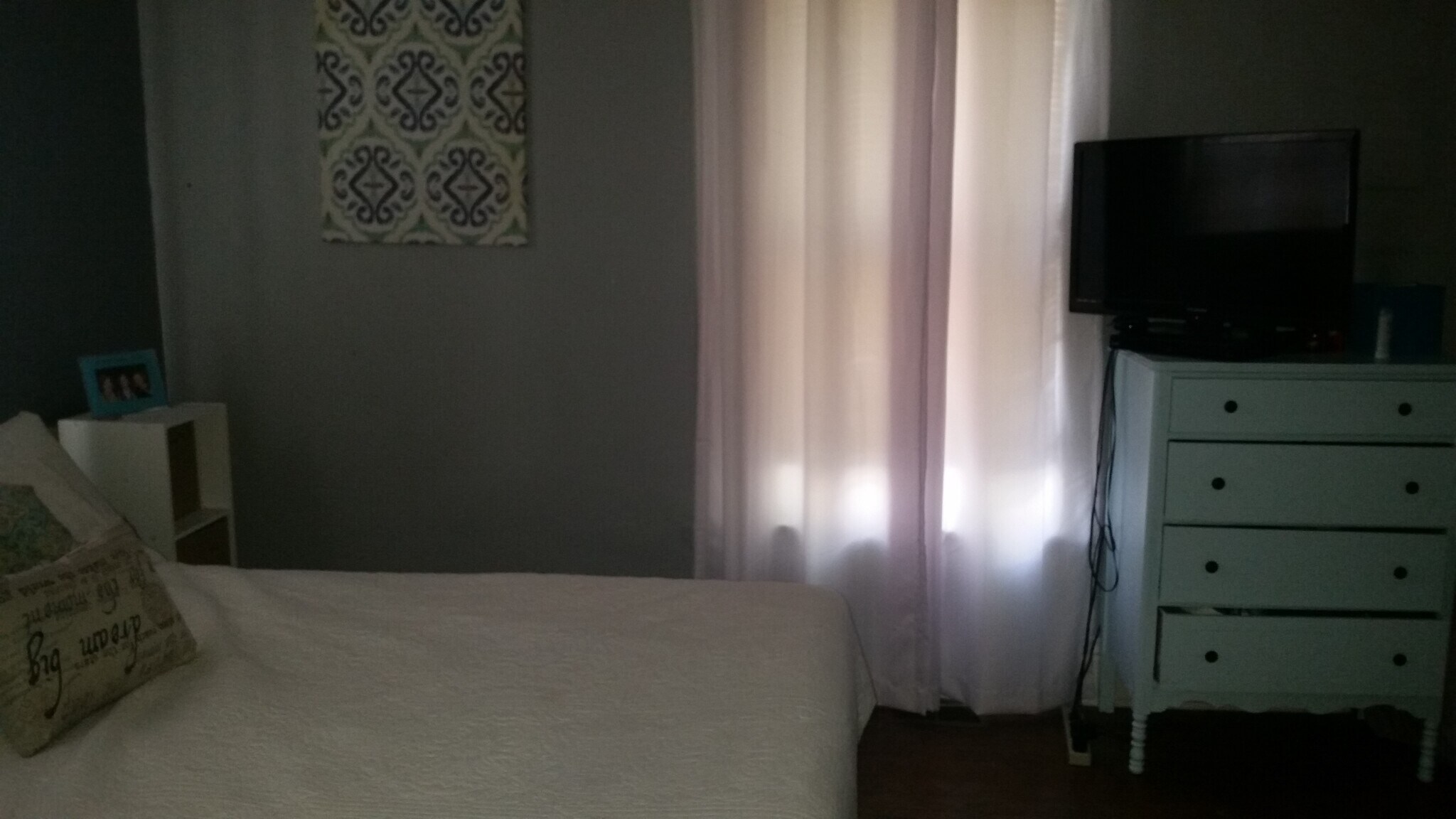 #A bedroom - 421 Woodland Ave