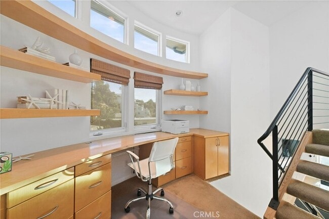 Building Photo - 326 Loma Terrace