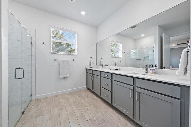 Building Photo - 1088 Sterling Pine Pl