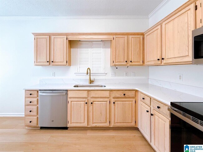 Building Photo - 158 Sugar Dr