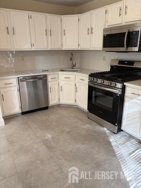 Building Photo - 31 Gate House Ln