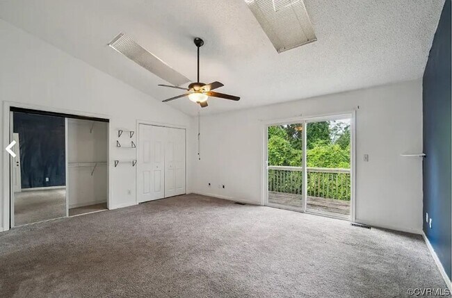 Building Photo - Beautiful Unit overlooking the Little Cree...