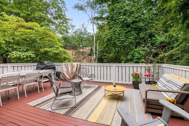 Building Photo - 29 Wainwright Rd