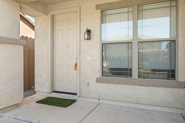 Building Photo - 2261 W Mila Way