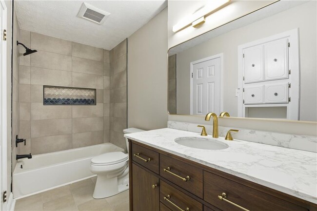 Building Photo - 3143 Claiborne Dr NW
