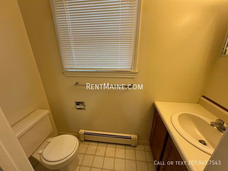 Building Photo - 71 Valley View Ln