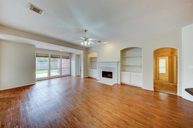 Building Photo - 3203 Amerson Dr