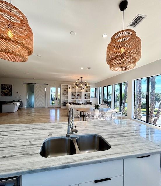 Building Photo - 3203 DE BAZAN Ave