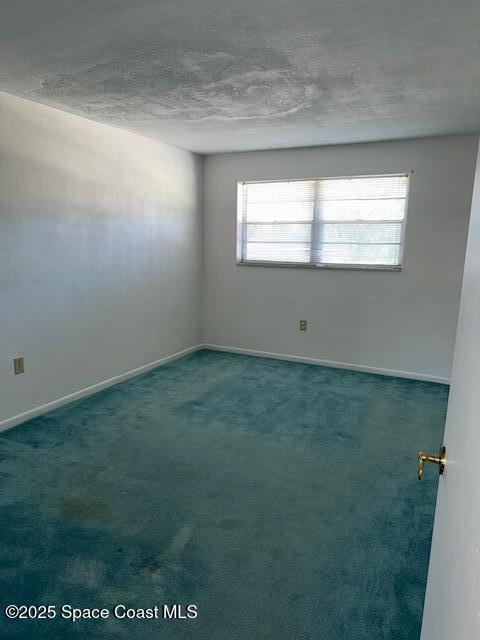 Building Photo - 2511 Country Club Dr