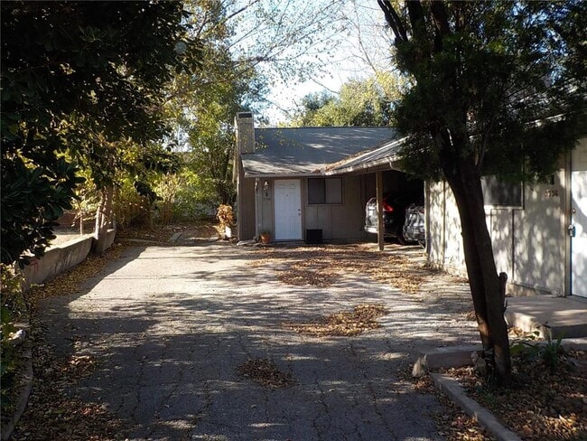Primary Photo - 2708 Parker Ln