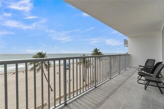 Building Photo - 400 N Surf Rd