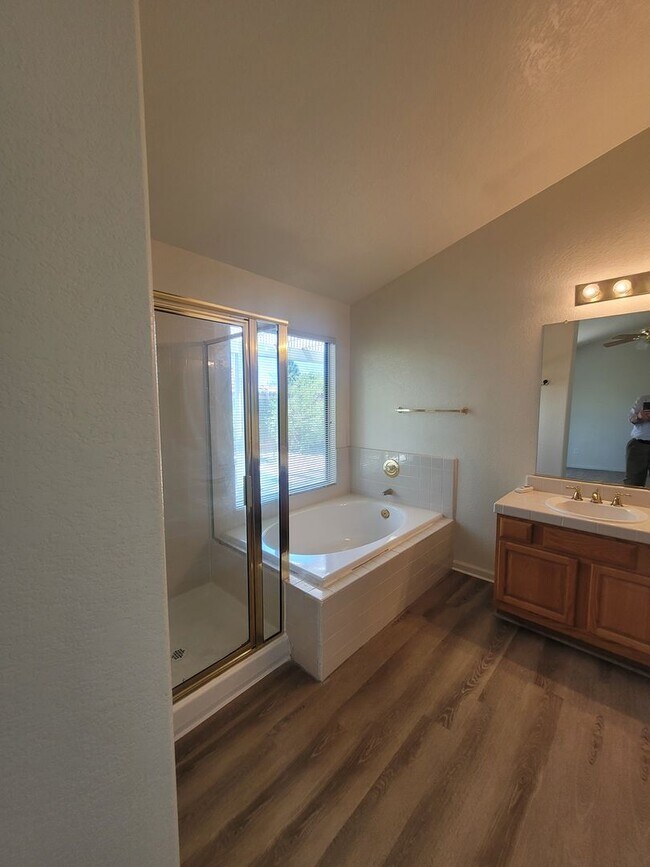 Building Photo - Rocklin four bedroom. single level home