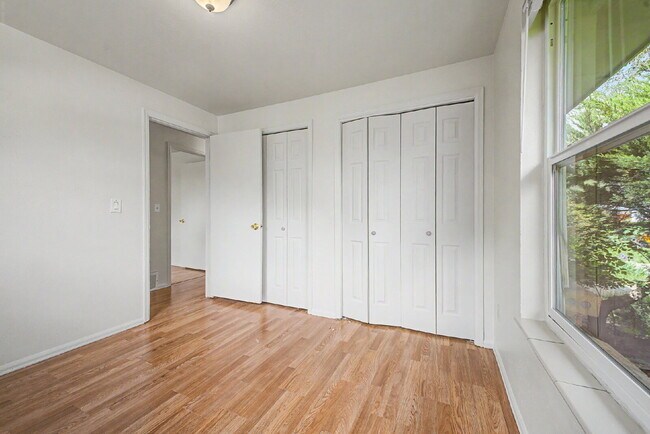 Building Photo - 2519 Danbury Dr