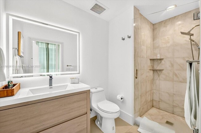 Building Photo - 50 South Pointe Dr