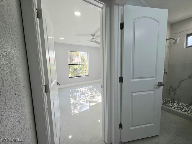 Building Photo - 17754 Port Boca Ct