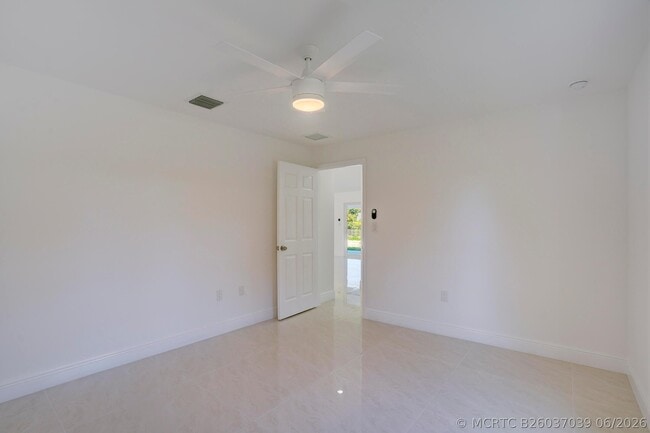 Building Photo - 13875 63rd Rd N