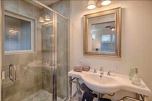Bathroom - 307 Capitola Ave