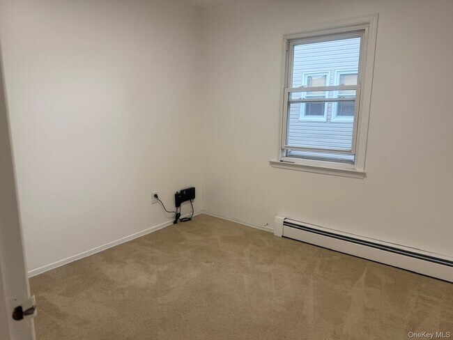 Building Photo - 306 Hamilton Ave